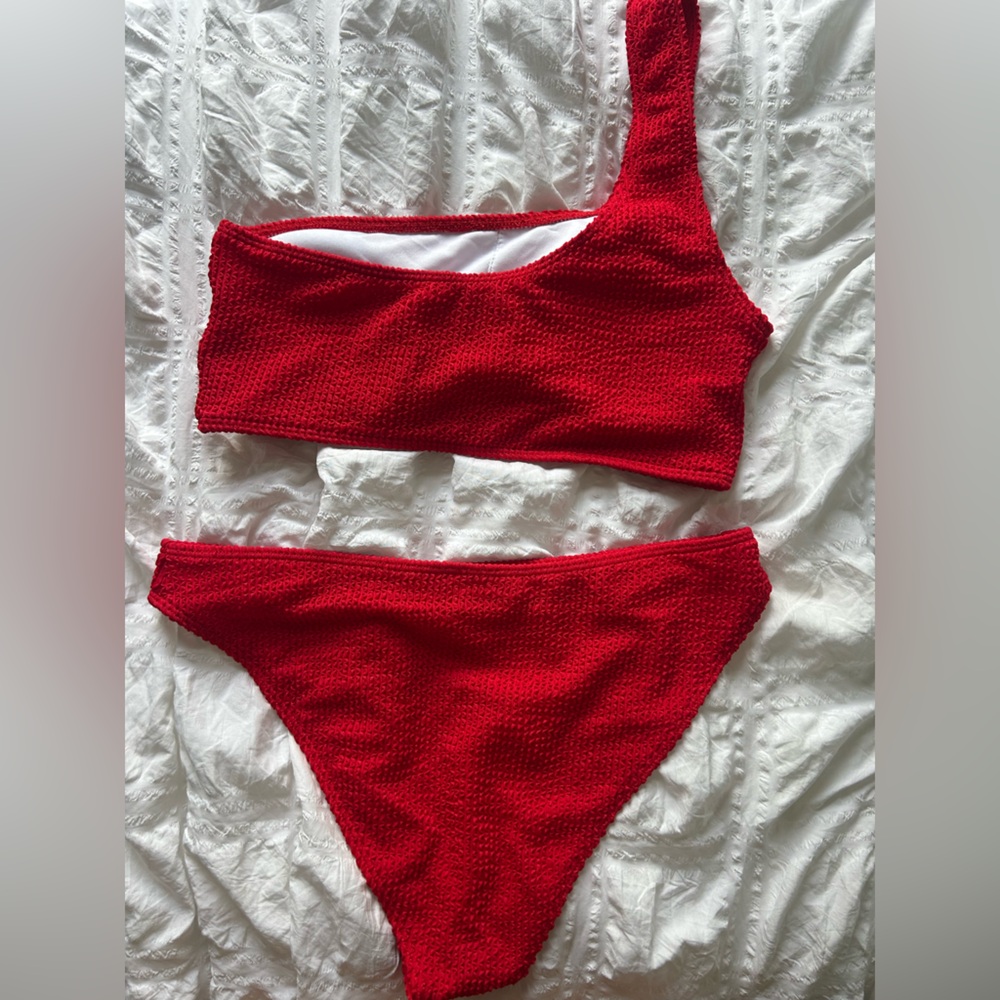 Red One-Shoulder Bikini Set - Picture 2 of 2